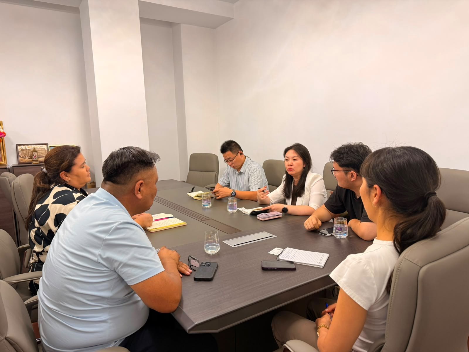 Meeting with the “Landi” Law Firm