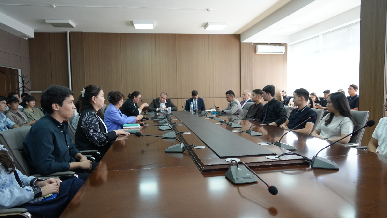 Guest Lecture on the Role of Artificial Intelligence in Digital Transformation Held» at Kunaev University