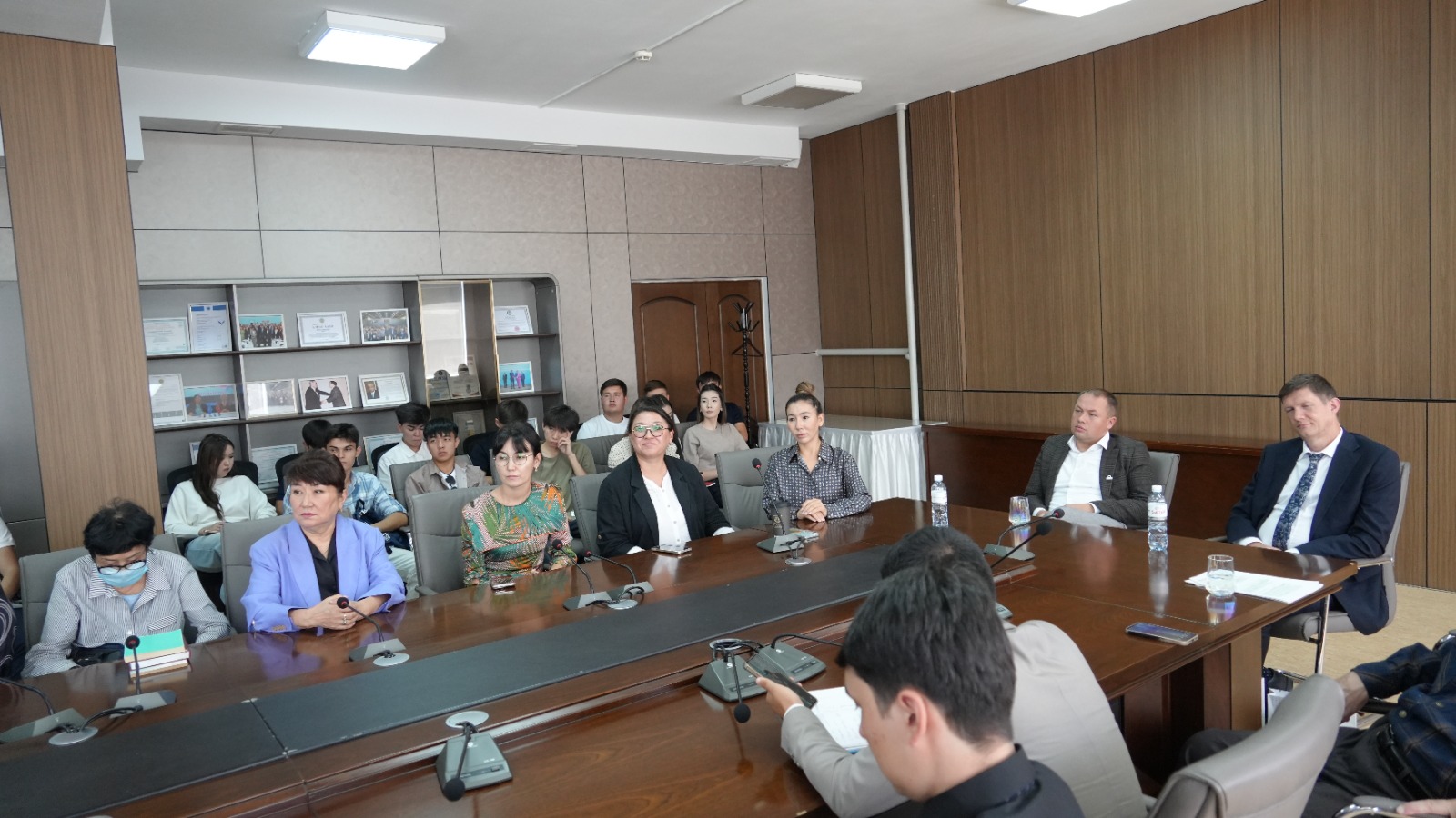 Guest Lecture on the Role of Artificial Intelligence in Digital Transformation Held» at Kunaev University